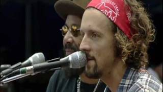 Jason Mraz - Won&#39;t You Be My Neighbor? &amp; Frank D. Fixer (Live at Farm Aid 2011)