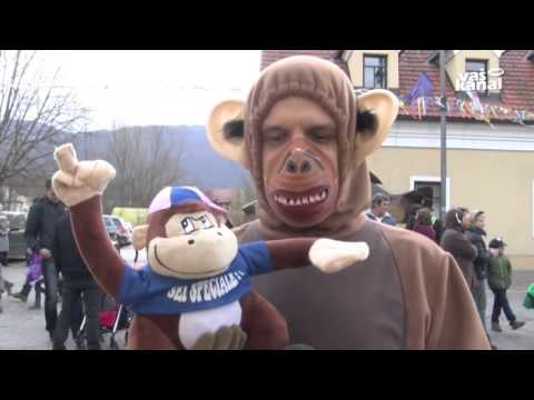 Ulice preplavile pustne maske