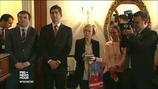 News Wrap: Obama praises Paris climate agreement