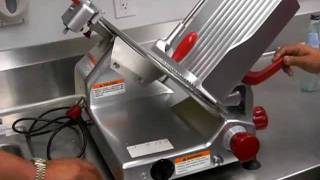preview picture of video 'Berkel 827-A 12 Gravity Feed Meat Slicer - Lauro Auctioneers & Restaurant Equipment - South Florida'