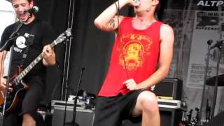 Polar Bear Club "Another Night In The Rock" Live.