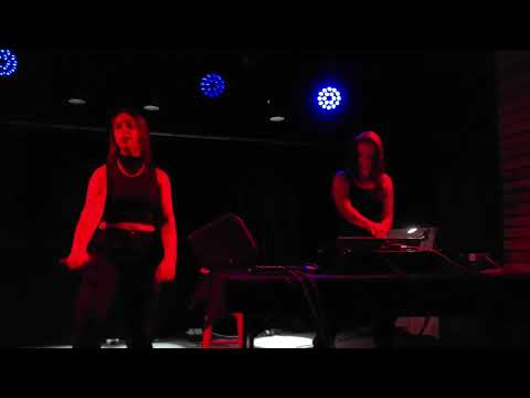 Minuit Machine LIVE  Houston, TX