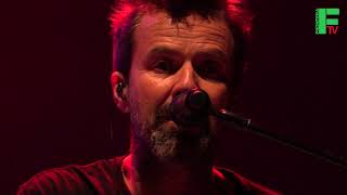 Jarabe de palo de regreso por Tijuana