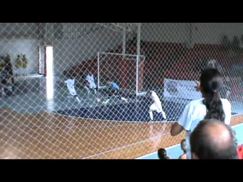 Taça Curitiba - 2011 - Goleiro Lucas Gomes - Parte 1