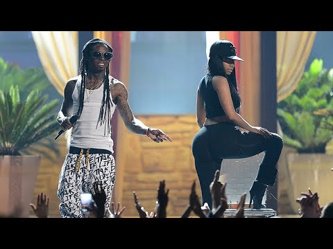 Nicki Minaj - High School (Live at Billboard Music Awards 2013) ft. Lil Wayne