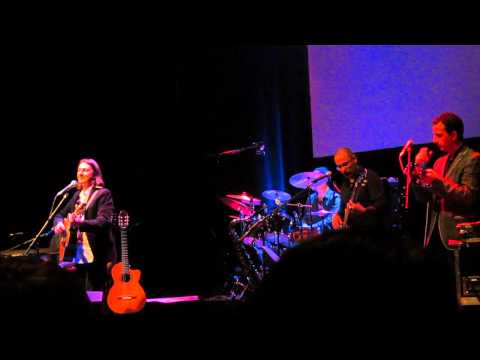 Pippo Pollina & Palermo Acoustic Quintet - Bruno .... Salzburg 25 Feb 2014, Lyrics