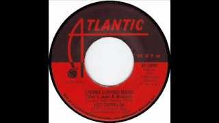 Led Zeppelin - Living Loving Maid, Mono 1969 Atlantic 45 record.