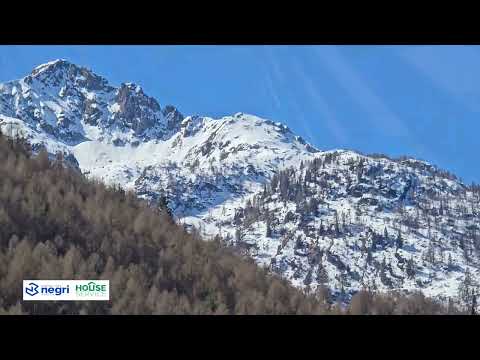 Video - Aprica - Bilocale più sottotetto comodo alle piste da sci 