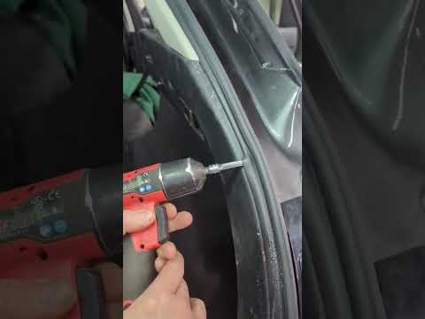 Mind Blowing Weatherstrip Trick #autobody #dentrepair