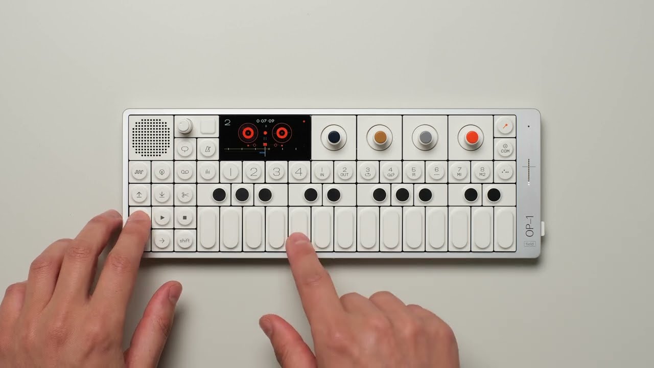 Teenage Engineering Synthesizer OP-1 field