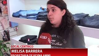 [VILLA MARÍA] ADOLESCENTES VESTIDAS CON UNIFORME ESCOLAR ROBARON PRENDAS DE UN LOCAL