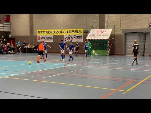 DE MERINO'S WINNEN JAN REBERGEN ZAALVOETBALTOERNOOI 2018