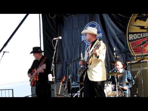 Duane Eddy,'Stalking', Deke Dickerson, Viva Las Vegas April 12