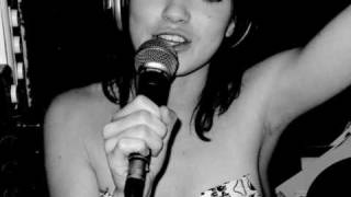 Uffie - MCs Can Kiss (Ed Banger) EP