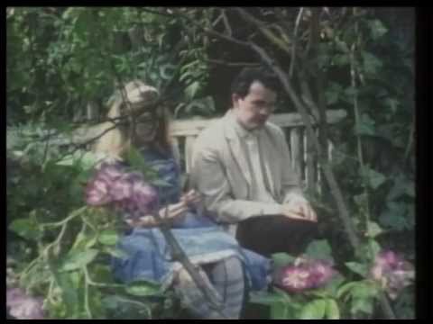 Kevin Hewick - Feathering The Nest - (Official Video, 1983)