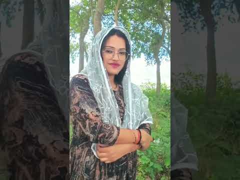 chhup chhup dekhti ti hu teri tasvir ko