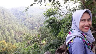 preview picture of video 'Gunung Ciwaru Majalengka Bareng cewek hijabers cantik!'