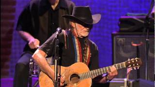 Willie Nelson - Beer for My Horses (Live at Farm Aid 2005)