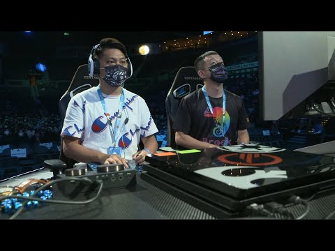 The King of Fighters XV: BROOK E.T. vs XiaoHeyTW - Winners Semifinal - EVO 2022