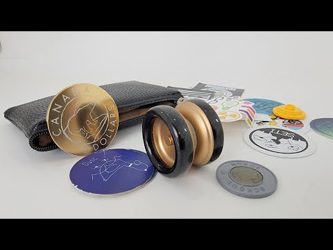 WORLDS SMALLEST BI METAL YOYO! Rain City Toonie YoYo Review.