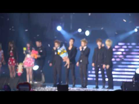 111126 Ending Clip - MO.A 2011 in Taiwan