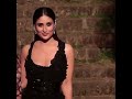 Kareena Kapoor Khan New Hotness Look In Show Kareena Hot Look
