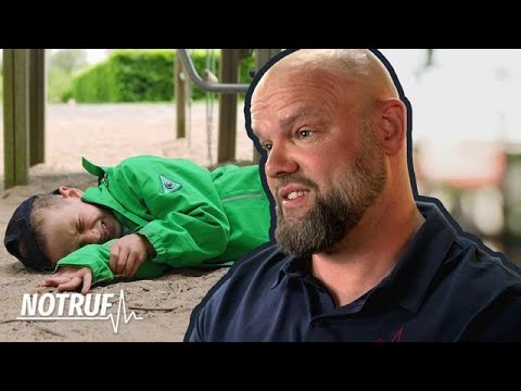 Paramedics at their wits' end: Father is NOT taking his son's injury seriously! | EMERGENCY CALL