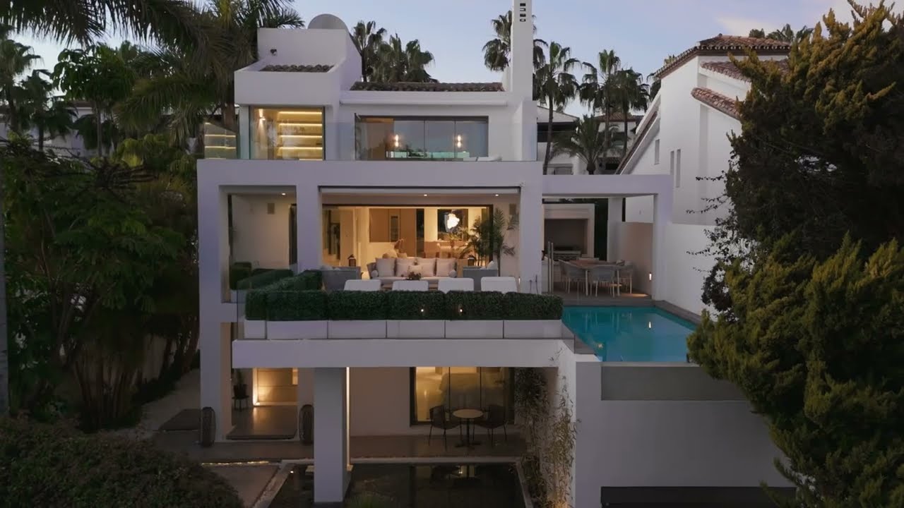 Chalet for sale in Lomas de Marbella Club-Puente Romano - 04087 Chalet for sale in Lomas de Marbella Club-Puente Romano - 04087