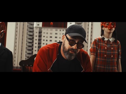 SIDO ft. AK AUSSERKONTROLLE - KNAST (prod. by CLASSIC)