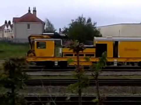 Rhyl 27.5.2013 - Network Rail Stoneblower DR80211