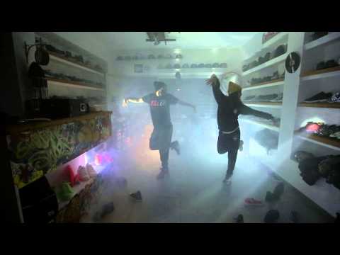 KissMonkey_Andrea Veneri~Nilde Serpa for StreetLab | Low - Juicy J ft. Nicki Minaj