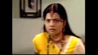 shradha sharma in yellow sari