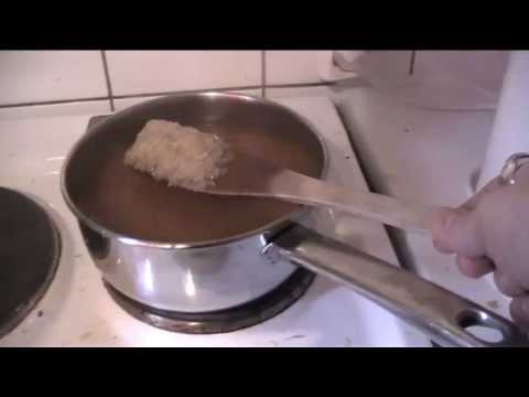 Ruuanlaitto puuhissa