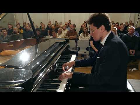 Thomas Krüger live in Concert – "Hijo de la Luna" by Mecano/Loona (Piano Cover)