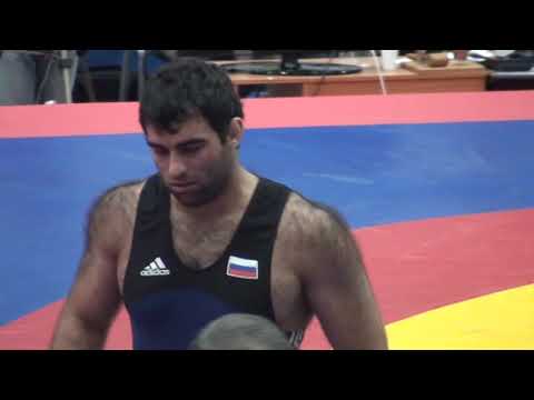 96 kg match Magomedov vs Ketoev