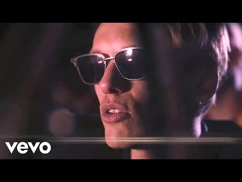Counterfeit. - 'You Can't Rely' (official video)