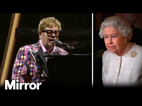 Sir Elton John pays tribute to The Queen onstage