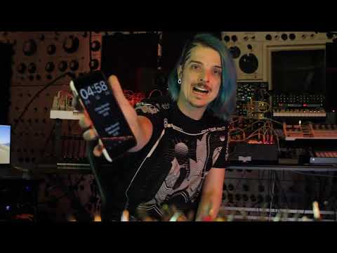 Remixing A Squeaky Door Hinge (4 Producers 1 Sample Walkthrough)