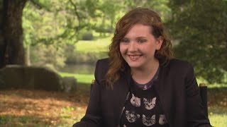 Abigail Breslin On How She Finally Did the 'Dirty Dancing' Lift