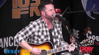 David Nail - &quot;Red Light&quot; LIVE from the Country Chrysler Performance Stage at WXCY