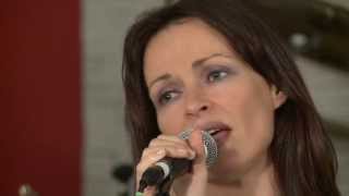 Sharon Corr - Take a Minute (VEJA Música)