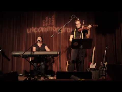 Cassandra Kaczor: Better When (feat. Seth Pae) Live at Uncommon Ground