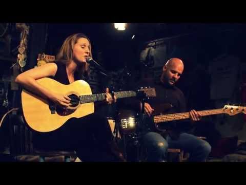 Meghan Andrews & Marco Ferrero perform 