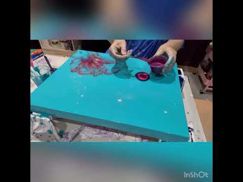 Dutch pour puddles, gorgeous blue base colour, beginners, cells, TLP’s