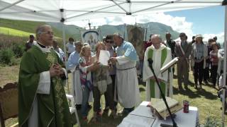 preview picture of video 'Festa Madonna della Cona - Castelluccio di Norcia - 6 luglio 2014'