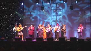 05 DAUGHTERS OF BLUEGRASS KEEP ON WALKING