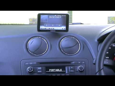 Setting the Sat Nav and pairing an iPhone to the Bluetooth system in a Seat Ibiza 1 4 16v Toca Sport