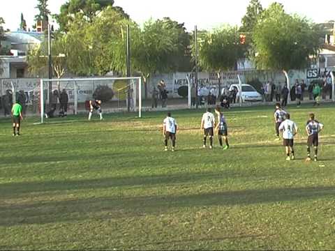 San Carlos (N) 3 San Martín (MB) 1 y Matienzo (MB) 0 Progreso (N) 2 - Fecha 10