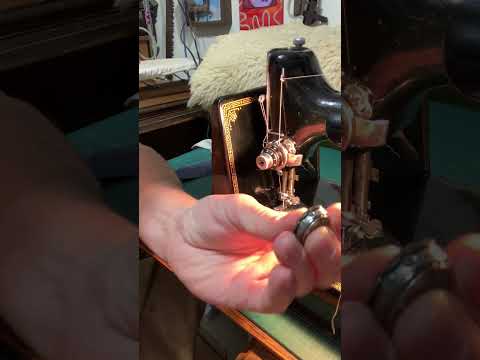 Adjusting the Bobbin Tension on a Singer 221 Featherweight in Under 2 Minutes