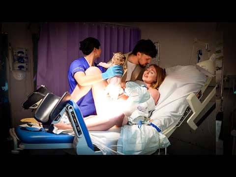 BIRTH VLOG! Raw & Unmedicated Labour, Pushing & Delivery of Our Baby (Emotional Positive Experience)